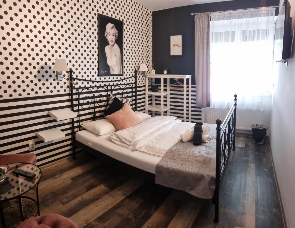 Stoger Panzio Bed & Breakfast Vasszécseny Exterior foto